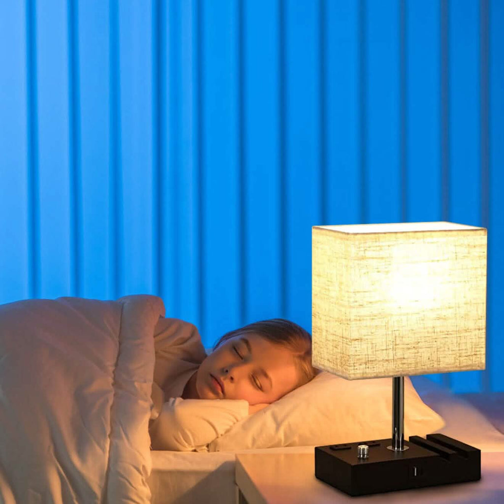 Fully Dimmable Table Lamp