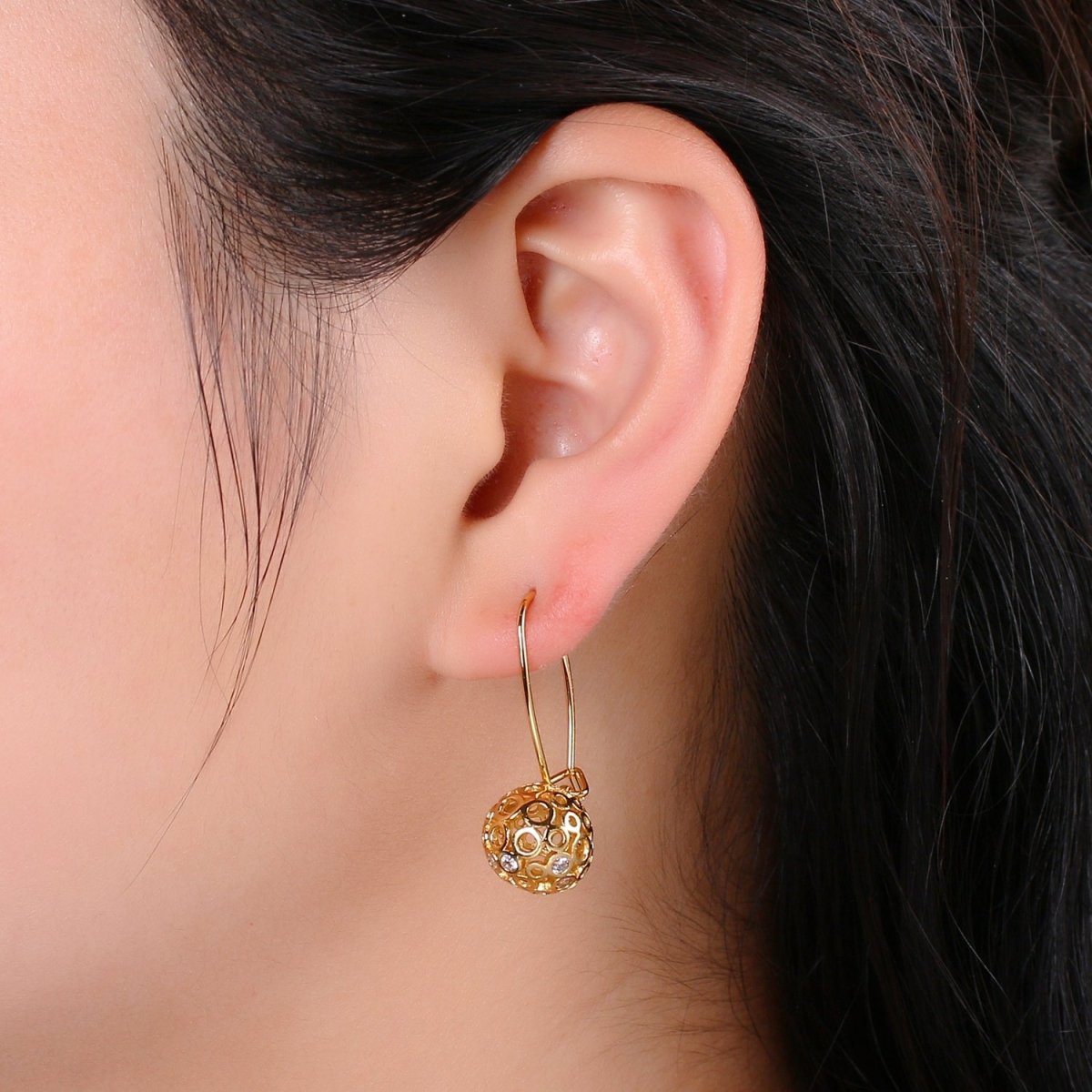 Gold Ball Earrings - 24k Gold Filled Drop Ball Earrings Dangle Earrings - Statement Jewelry Party Earring Q-324