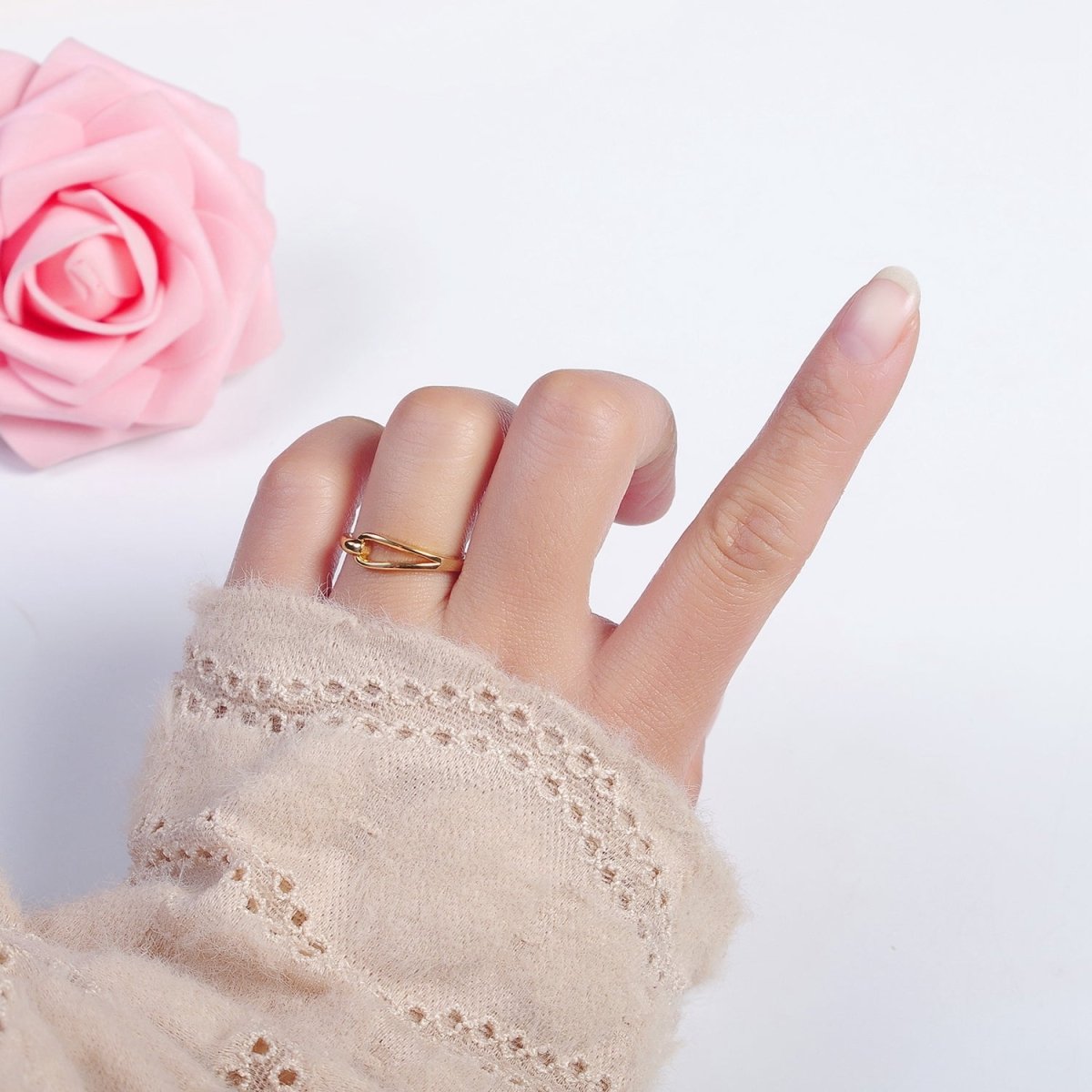 Gold Knot Ring, Love Knot Ring, Promise Ring, Gold Filled Ring O-2135