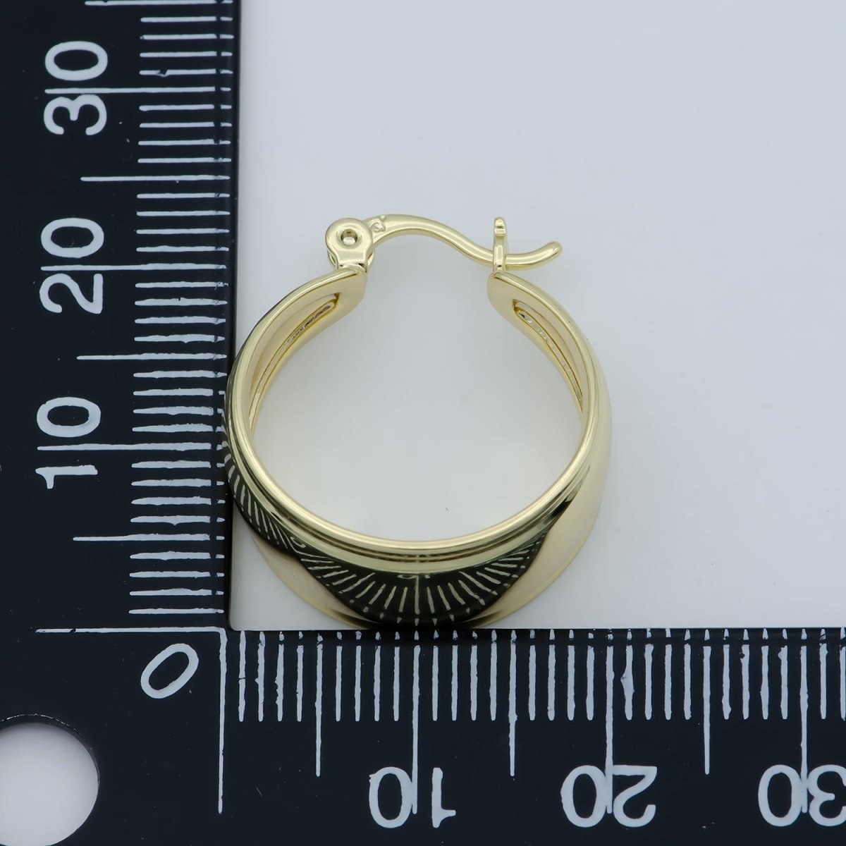 Golden Simple Round Huggies Earrings, Plain Gold Filled Geometric Formal/Casual Daily Wear Earring Jewelry P-256