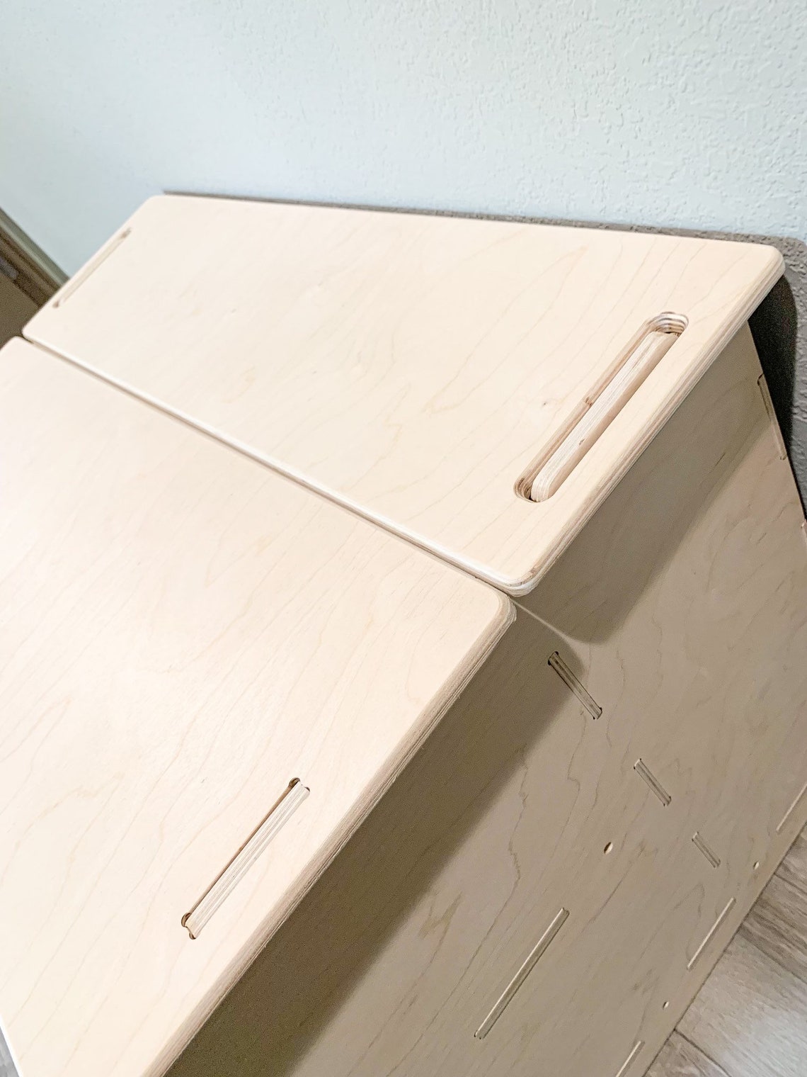 BEAU- Toy Shelf + Hidden Storage 31"