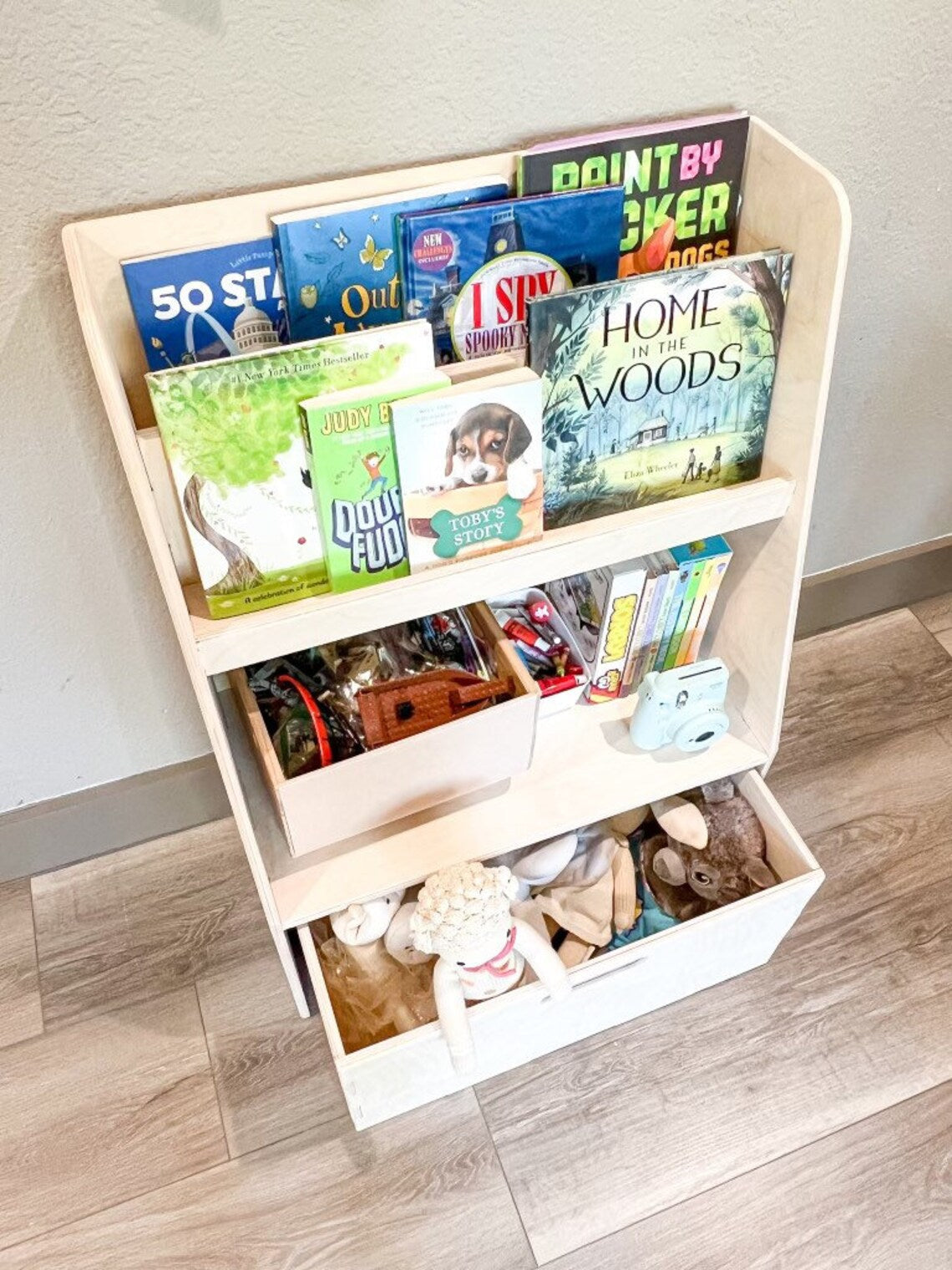 LEO- Book + Toy Storage