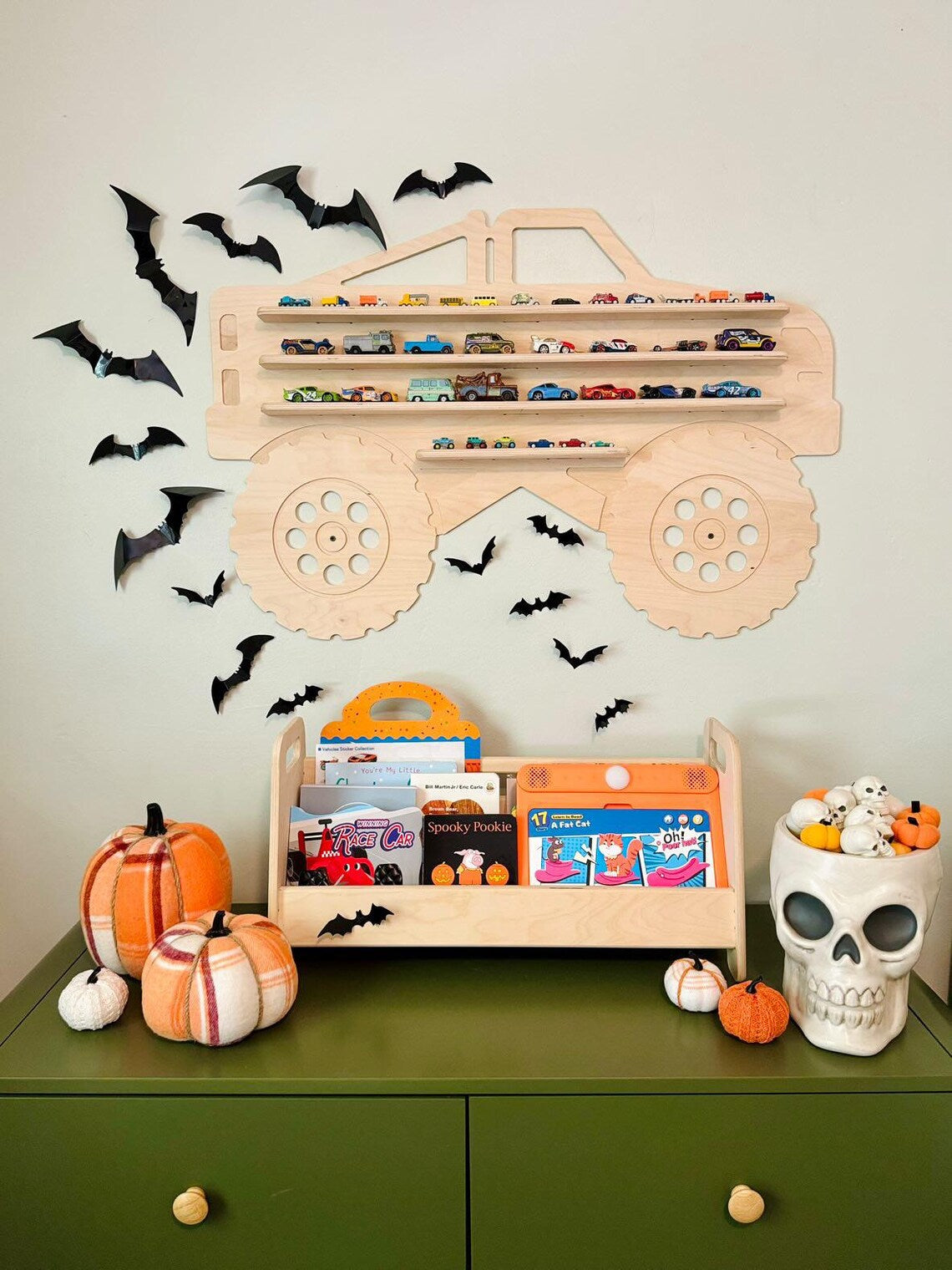 BIG DAWG- Monster Truck Toy Storage