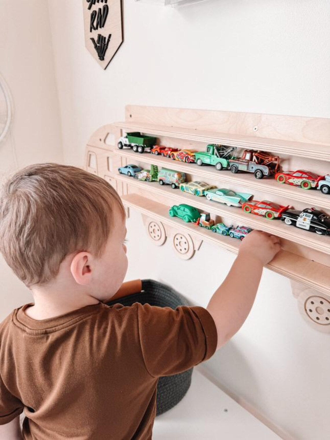 ROSCOE- Semi Truck Wall Shelf