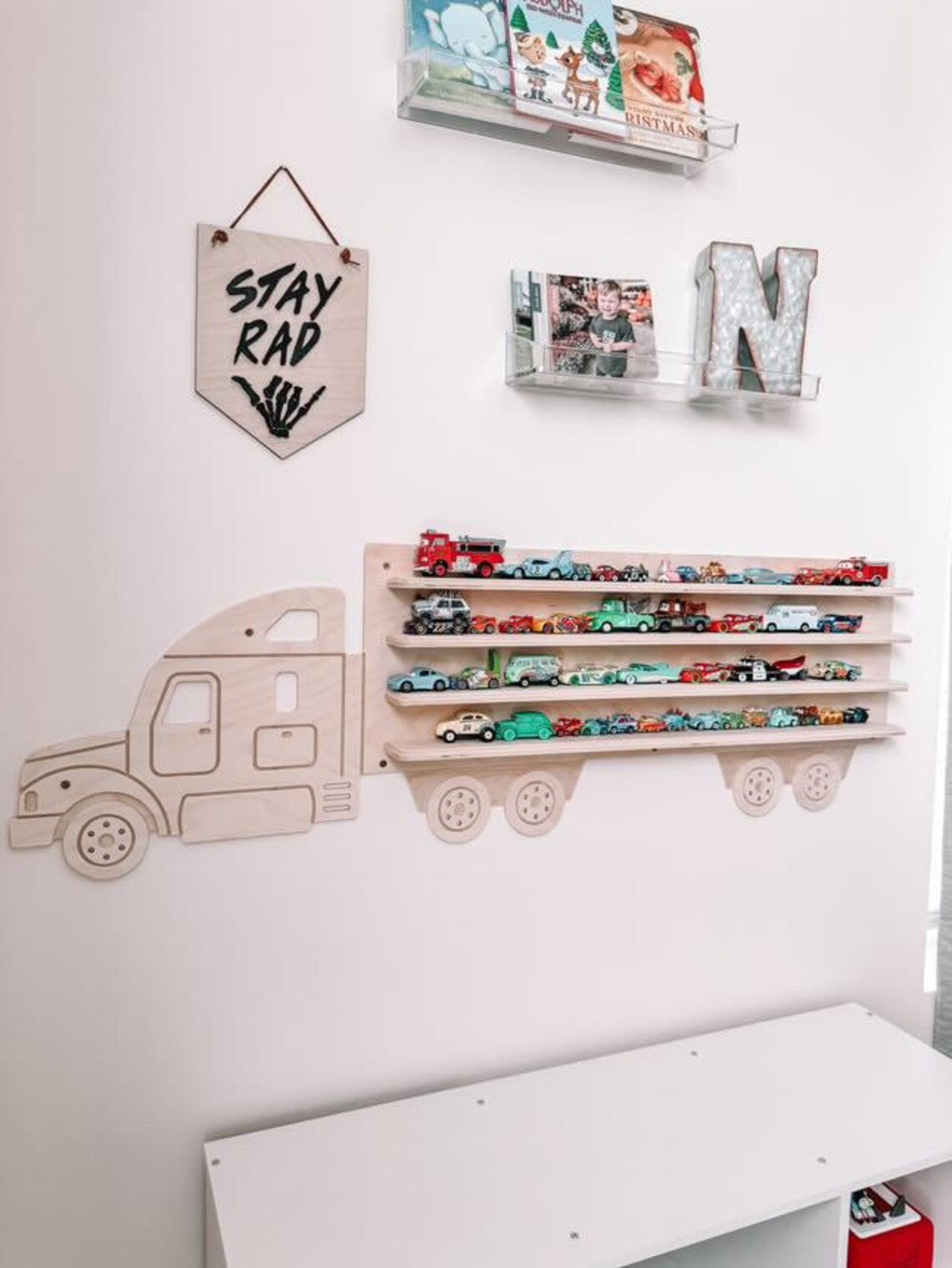 ROSCOE- Semi Truck Wall Shelf