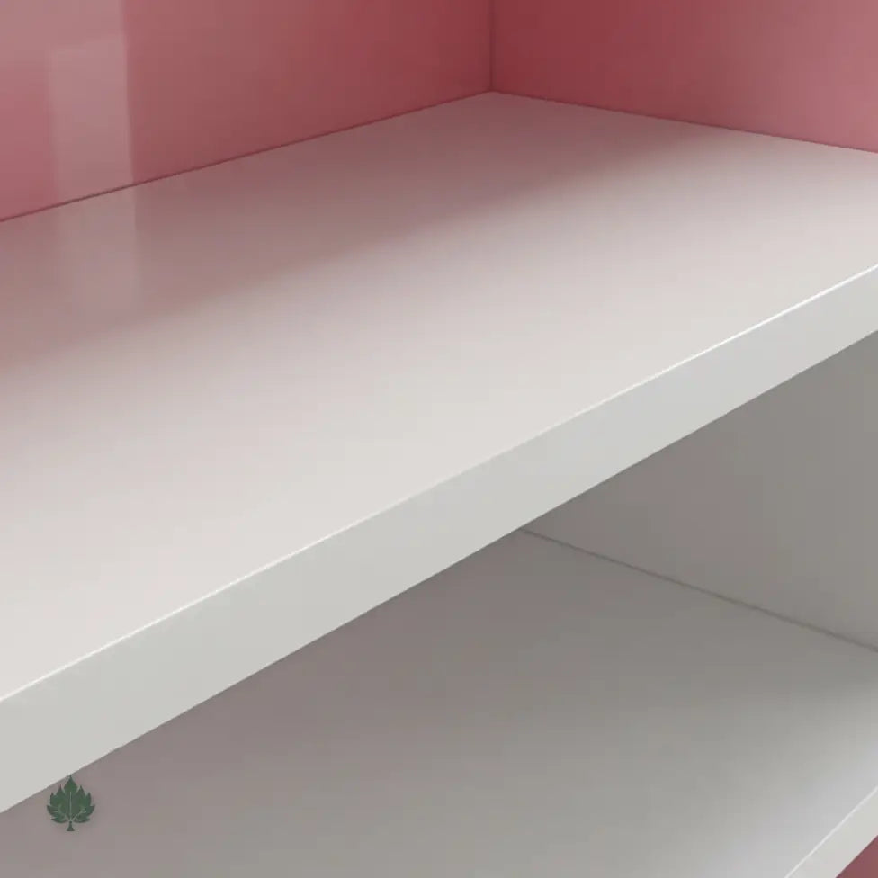 Elira · Front Reception Desk
