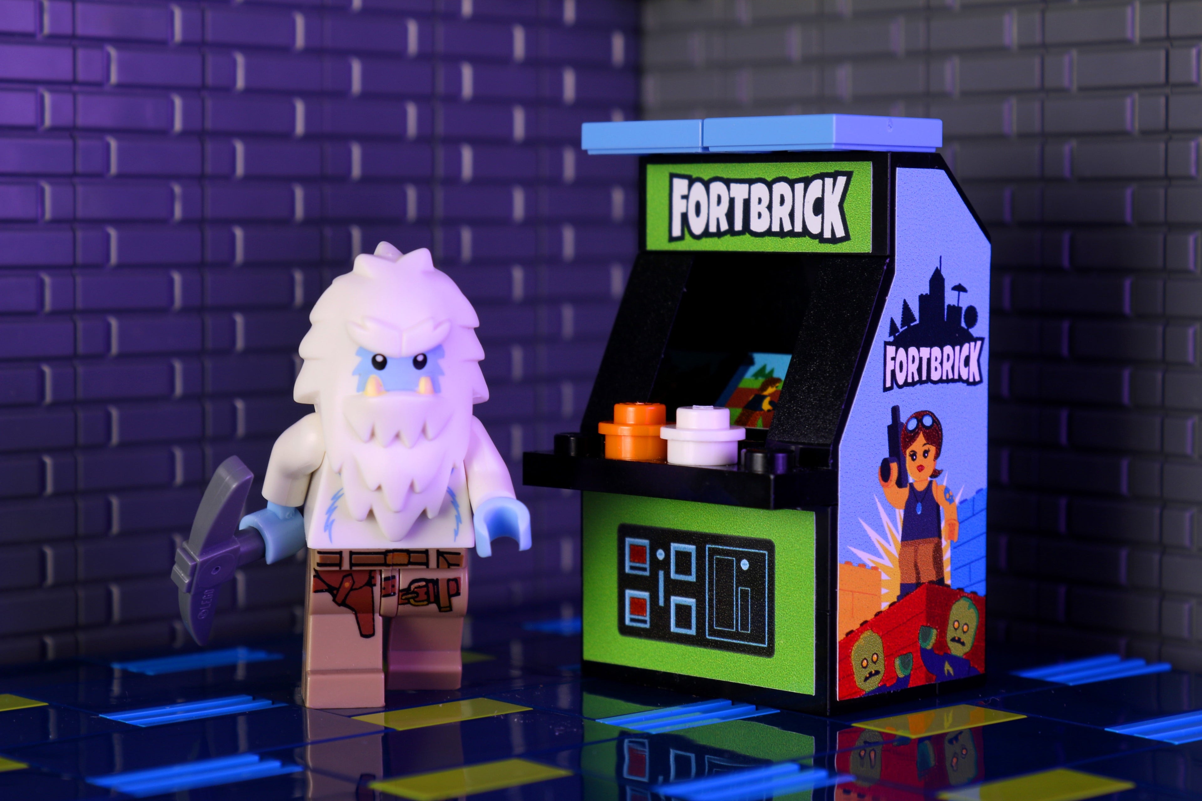 Fortbrick Classic Arcade Machine