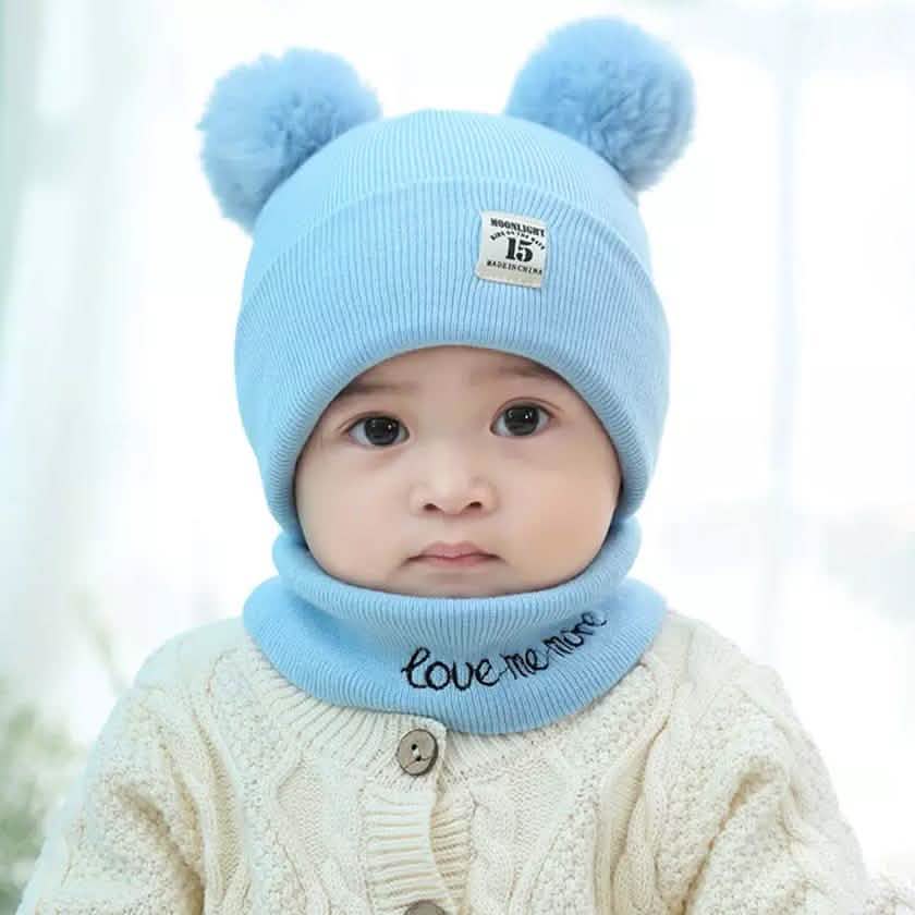 Ensemble bonnet à pompon et écharpe en tricot chaud d'hiver pour bébé