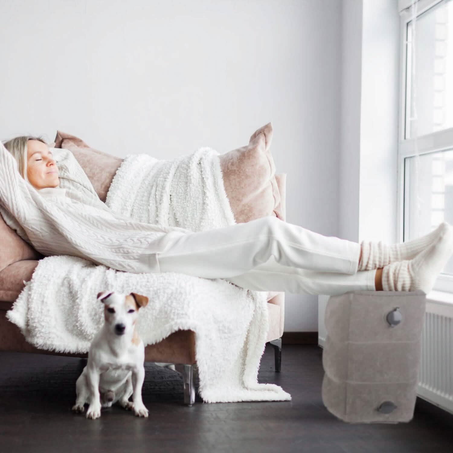 Inflatable Foot Rest with Air Bag