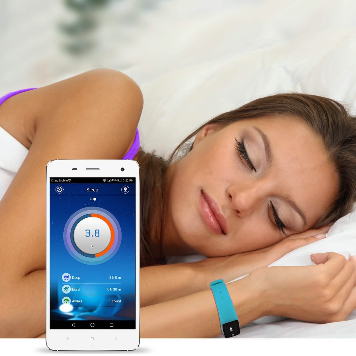 Montre connectée de sport IP67 avec cardiofréquencemètre et podomètre