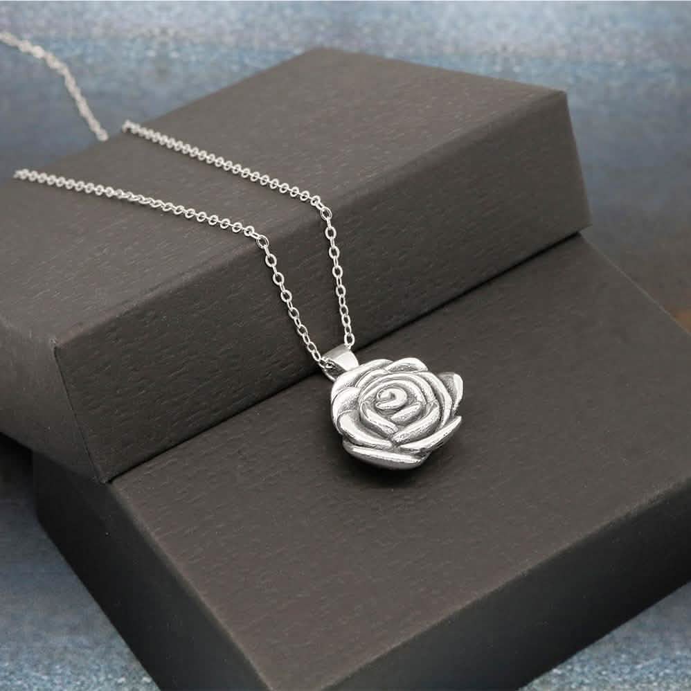 Collier rose en argent massif italien par Verona