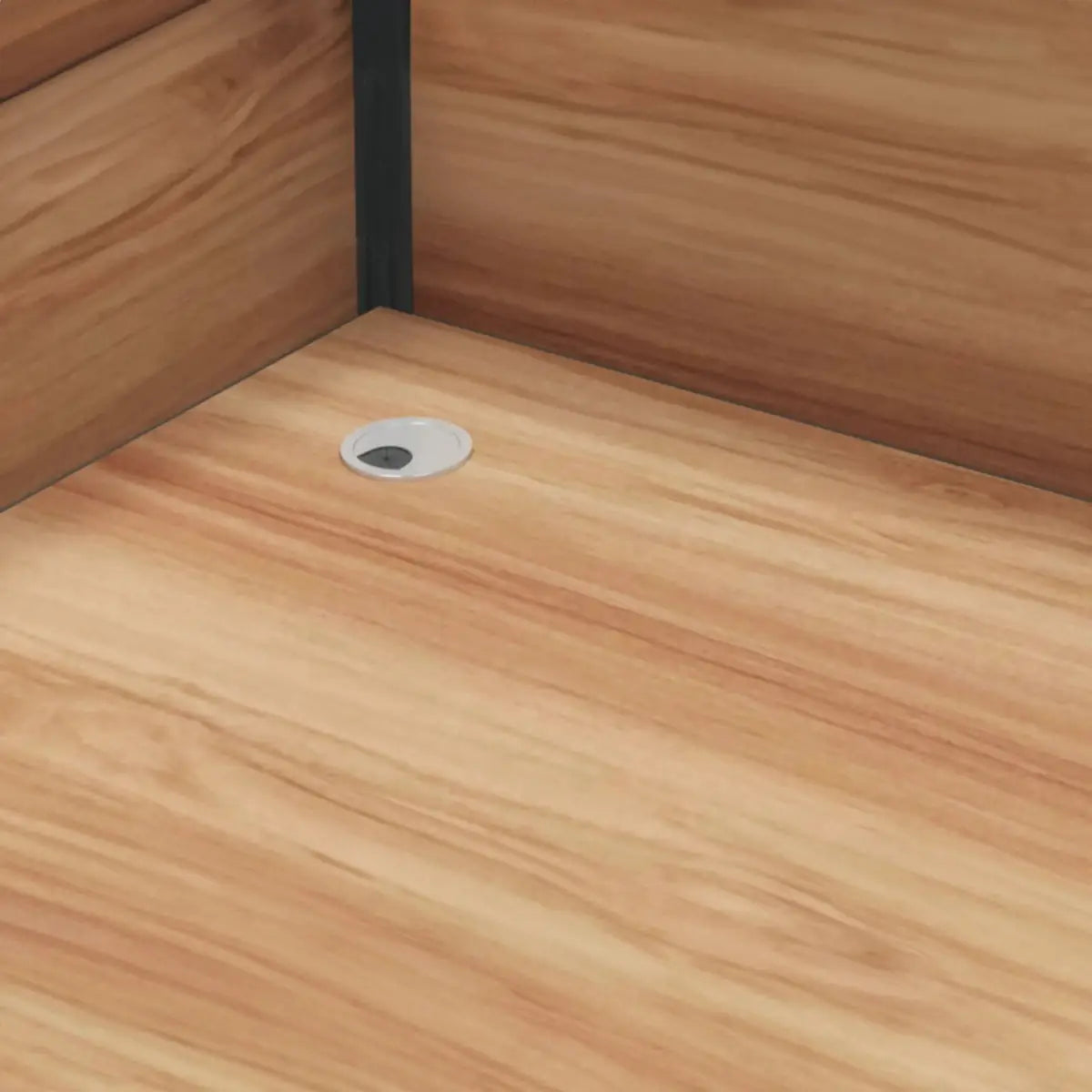 Renvik · L-Shaped Cubicle Workstation