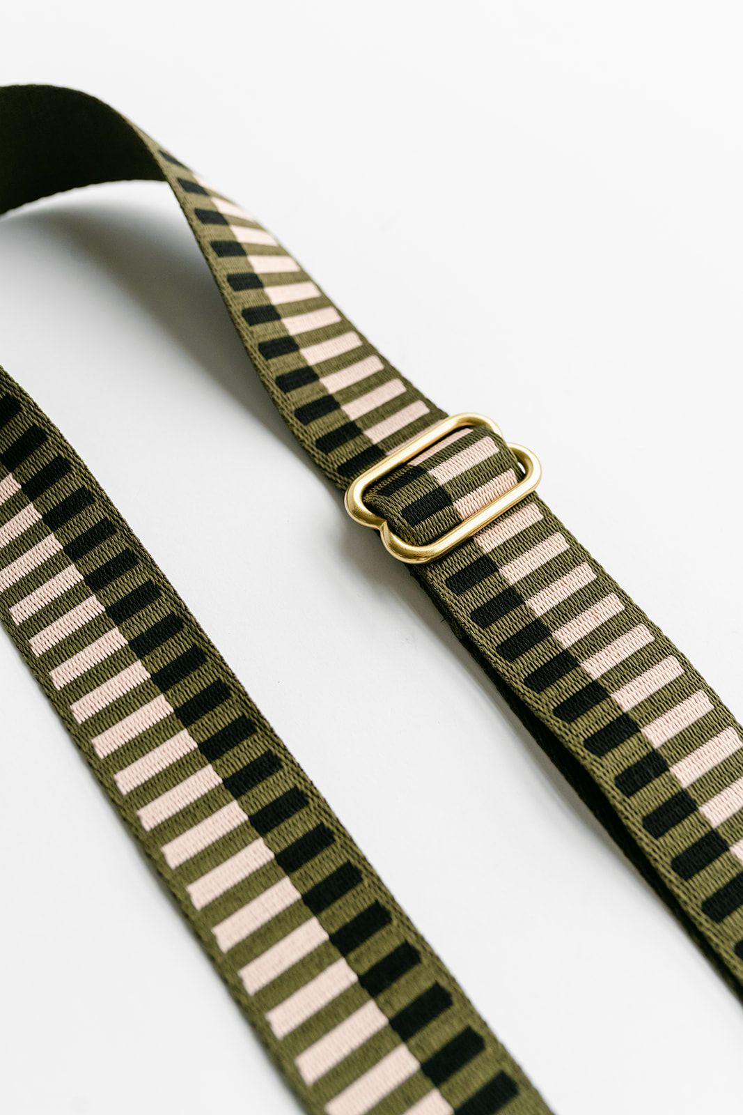 Hopper | Black Nylon (Geo Webbed Strap)