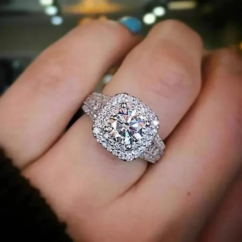 大きなオーバル 女性用合成ジルコニア結婚指輪