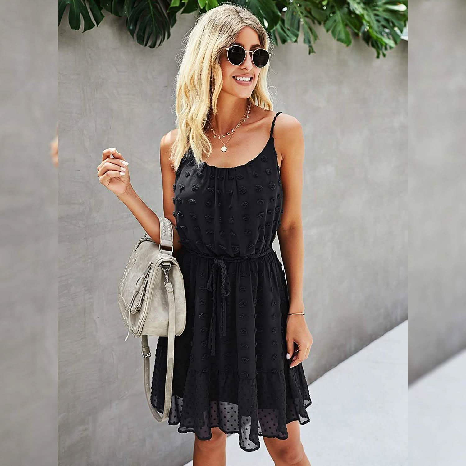 Lovinchic Robe Courte Fleurie à Bretelles Fines et Taille Nouée pour Femme, Robe d'Été Décontractée et Fluide