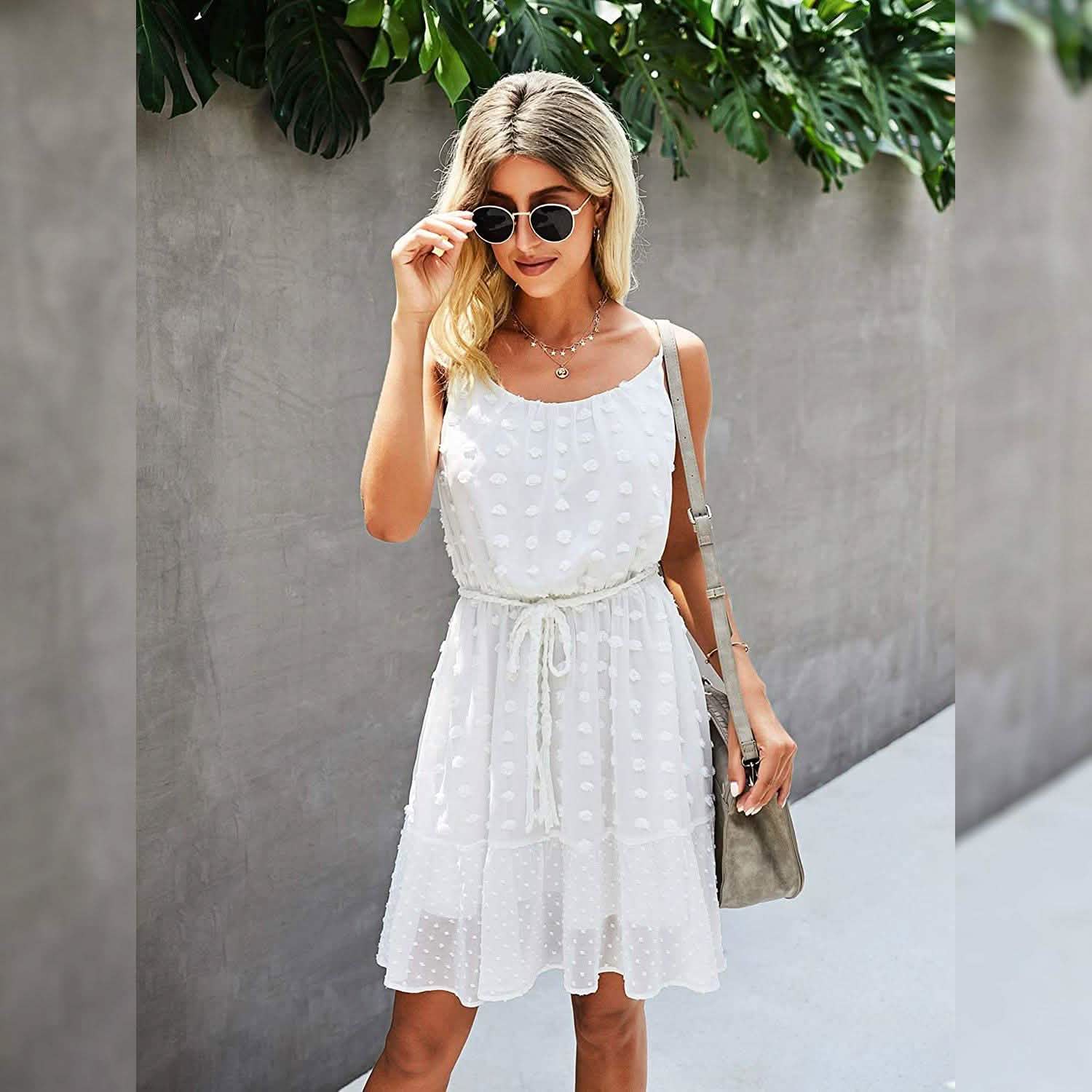 Lovinchic Robe Courte Fleurie à Bretelles Fines et Taille Nouée pour Femme, Robe d'Été Décontractée et Fluide