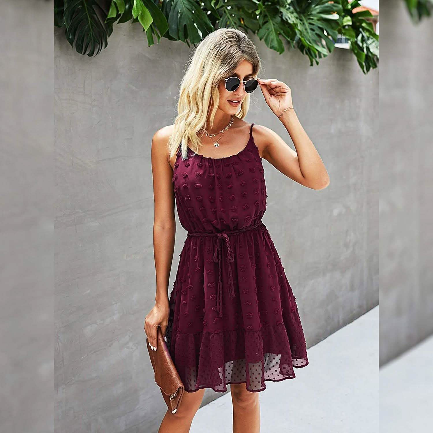 Lovinchic Robe Courte Fleurie à Bretelles Fines et Taille Nouée pour Femme, Robe d'Été Décontractée et Fluide