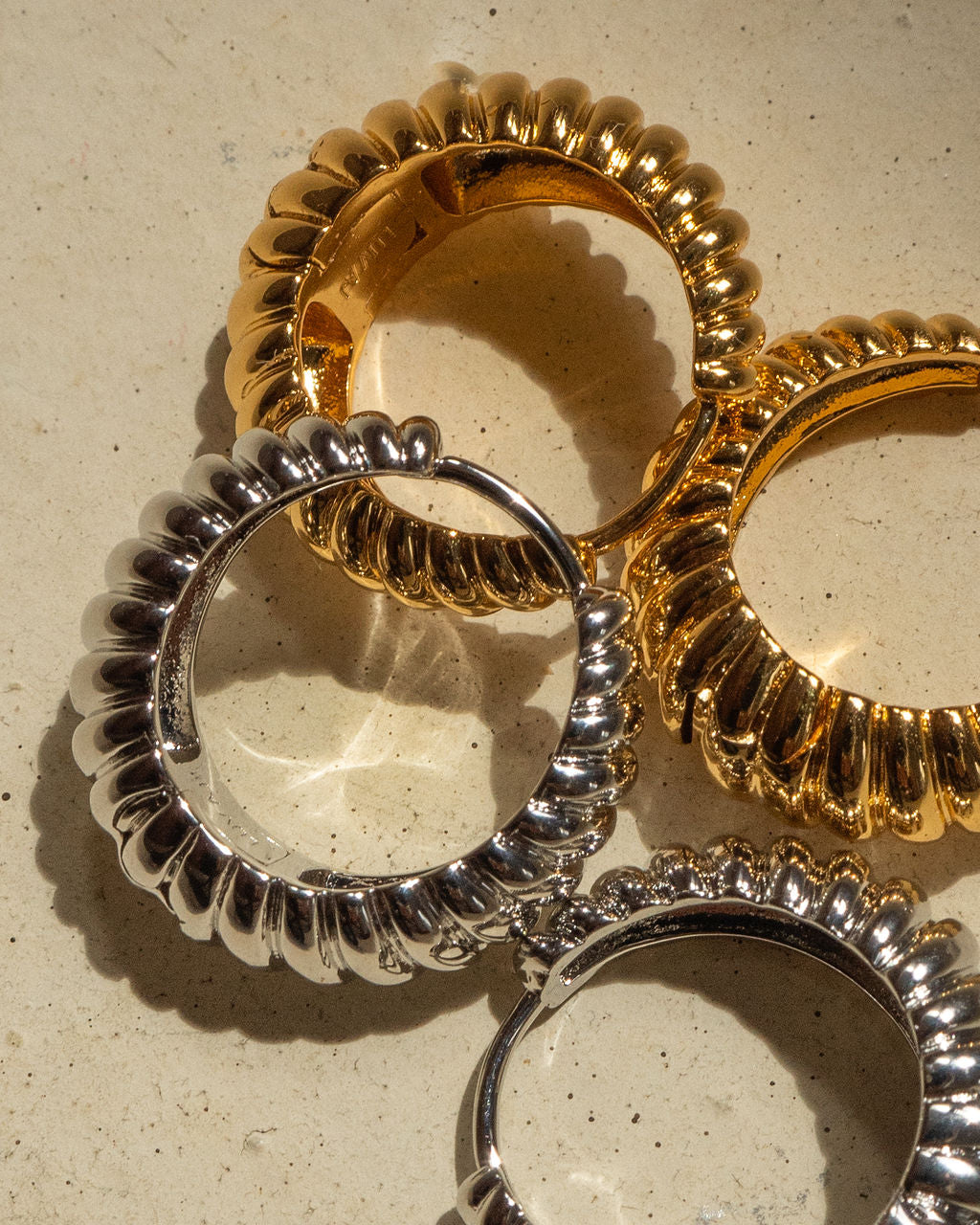 Ridged Marbella Hoops- Silver (Ships Mid September)