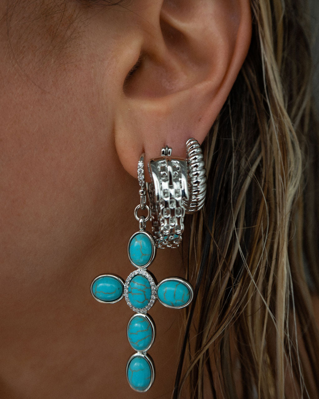 Ridged Marbella Hoops- Silver (Ships Mid September)