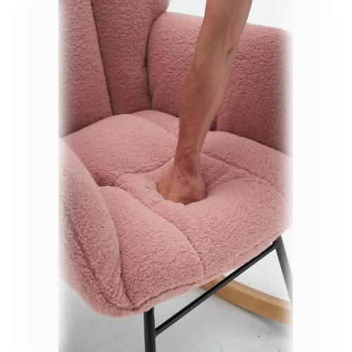 Fauteuil à bascule capitonné en tissu Teddy, style Mid-Century Modern
