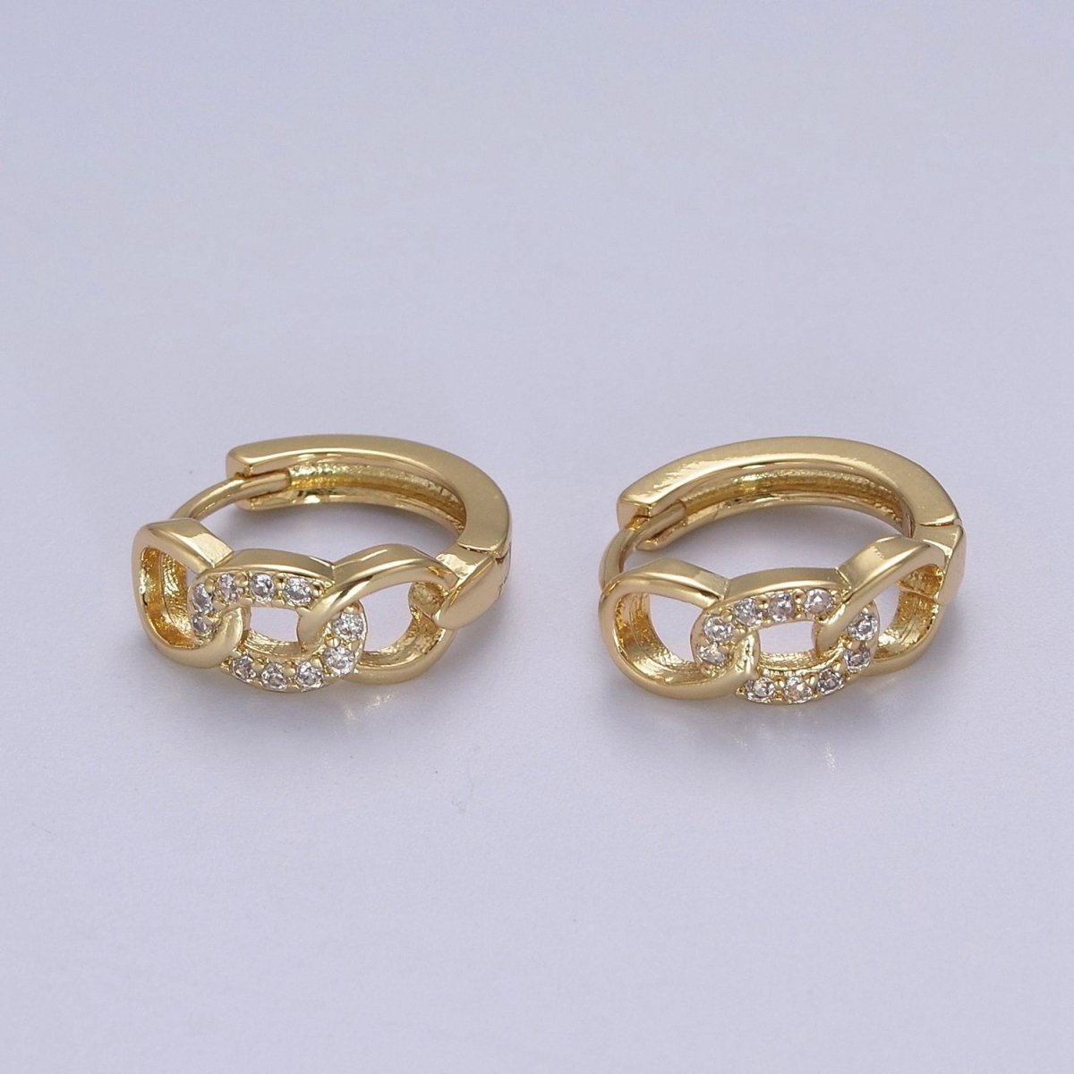 Mini chain link huggie hoop earrings in gold Cartilage earrings • 12mm Tragus hoops • Dainty gold hoop T-366