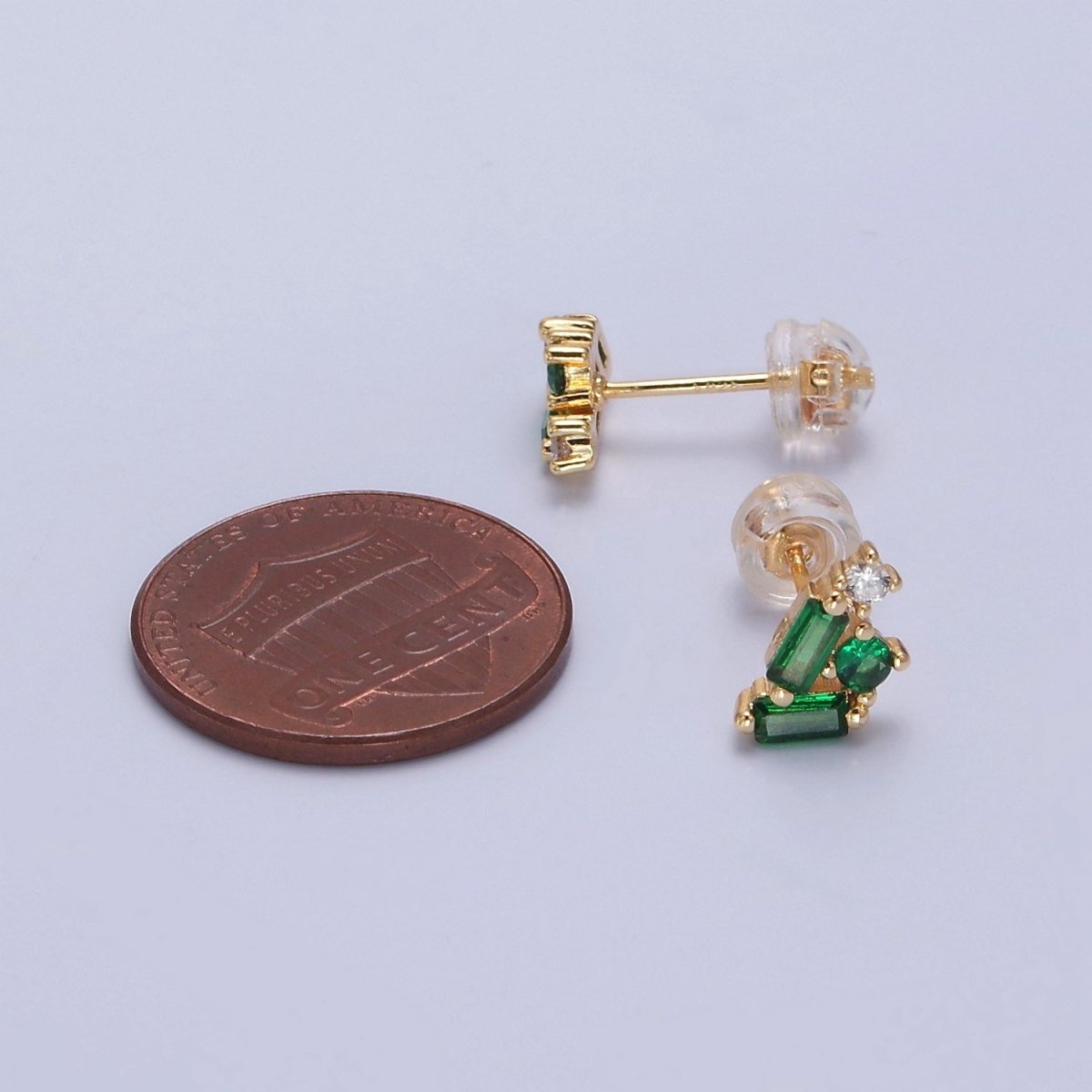 Mini Emerald Green Cz Stone Stud Earring T-384