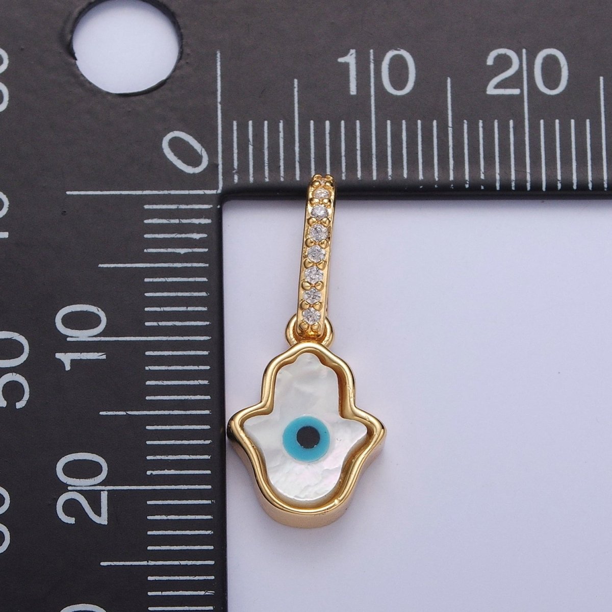 Mini Mother of Pearl Hamsa Hand Necklace Pendant Evil Eye Charm Micro Pave Religious Jewelry J-630