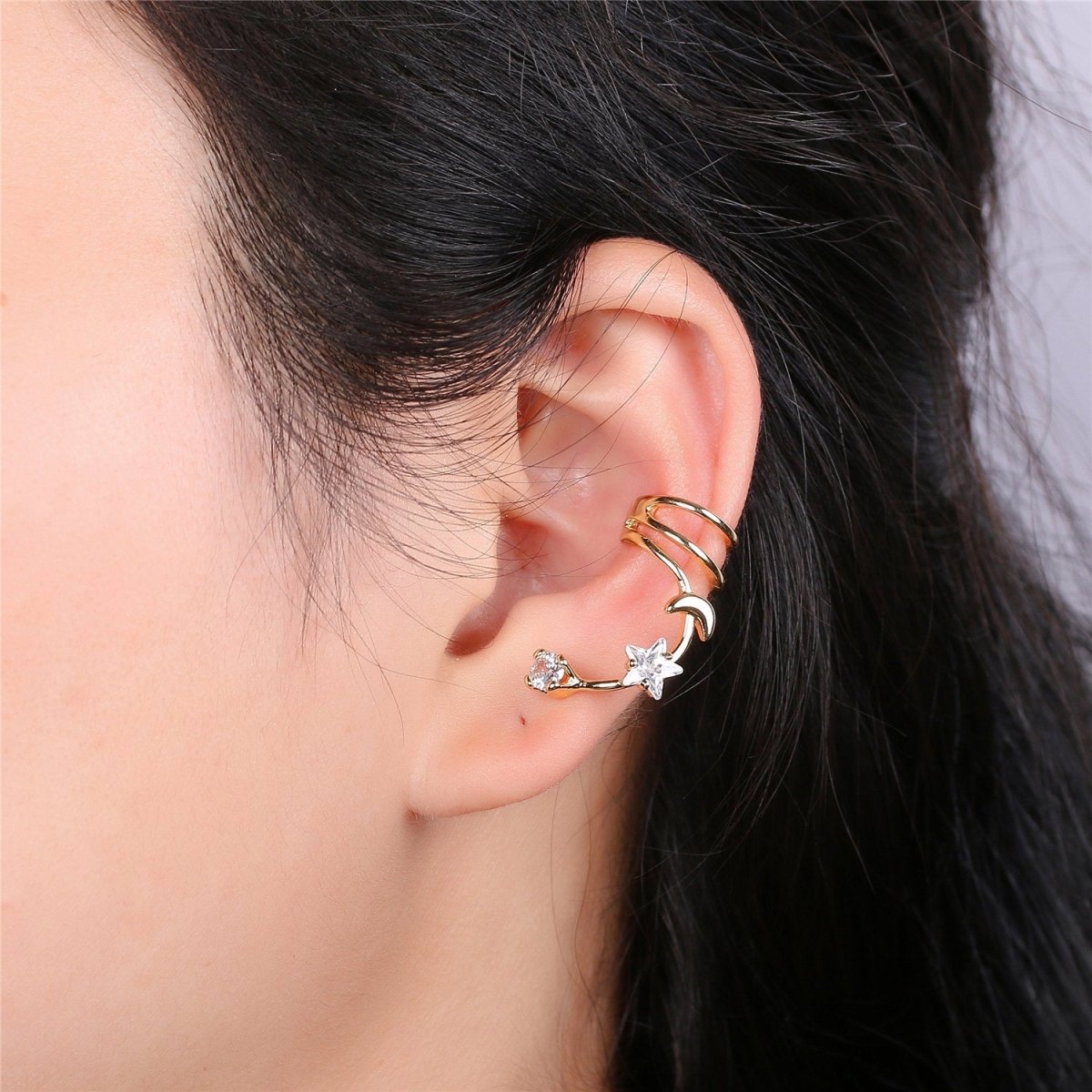 Non pierced conch ear cuff, Gold Cubic ear cuff, Huggie ear cuff, Dainty gold ear cuff, Dainty Minimalist ear cuff earrings K-228