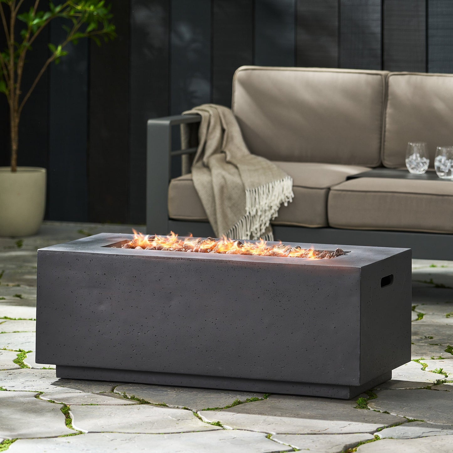 40" Outdoor 40,000 BTU Rectangular MgO Concrete Propane Fire Pit