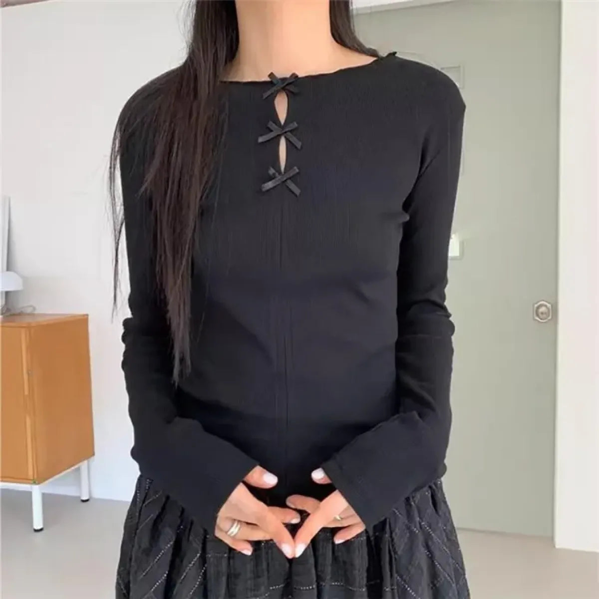 Ribbed Bow Tie Knit Top – Y2K E-Girl Slim Fit Long Sleeve Tee