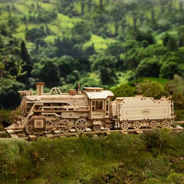 Robotime 308 Pièces DIY Jouet Maquette de Train à Vapeur en Bois Mobile 3D