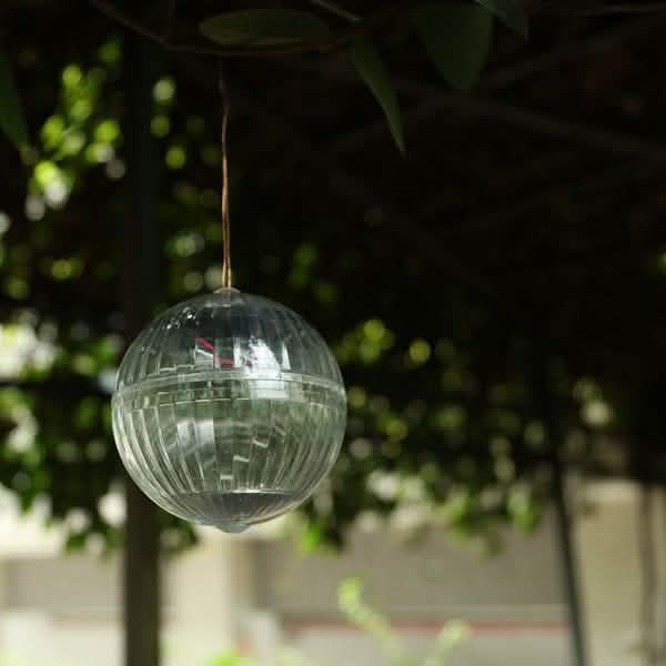 Lampe LED flottante solaire pour étang, jardin et piscine avec changement de couleur