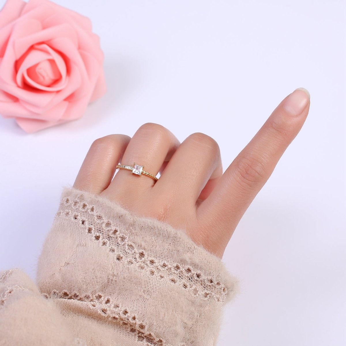 Solitaire Ring Princess Cut Square Diamond CZ Gold Wedding Engagement Bridal Anniversary Ring S-376