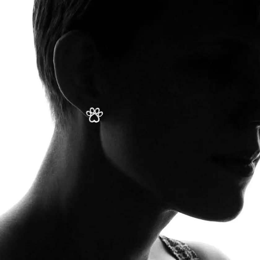 Puces d'oreilles patte en argent sterling