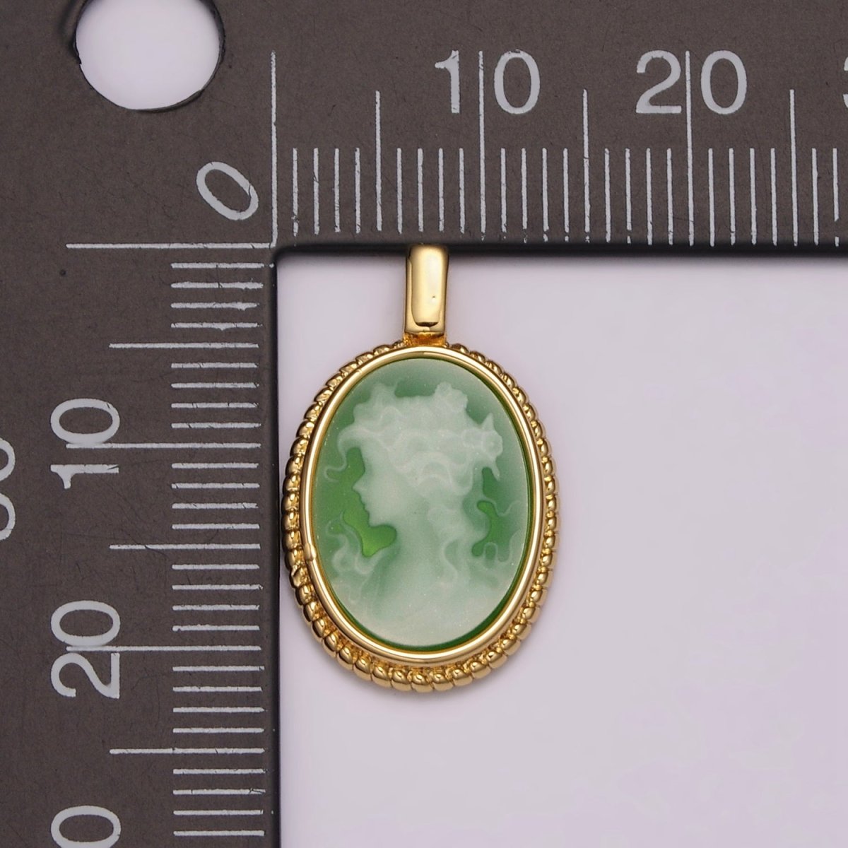 The Agate Cameo Pendant Green Agate Victorian Oval Jewelry Inspired for Necklace Medallion N-483