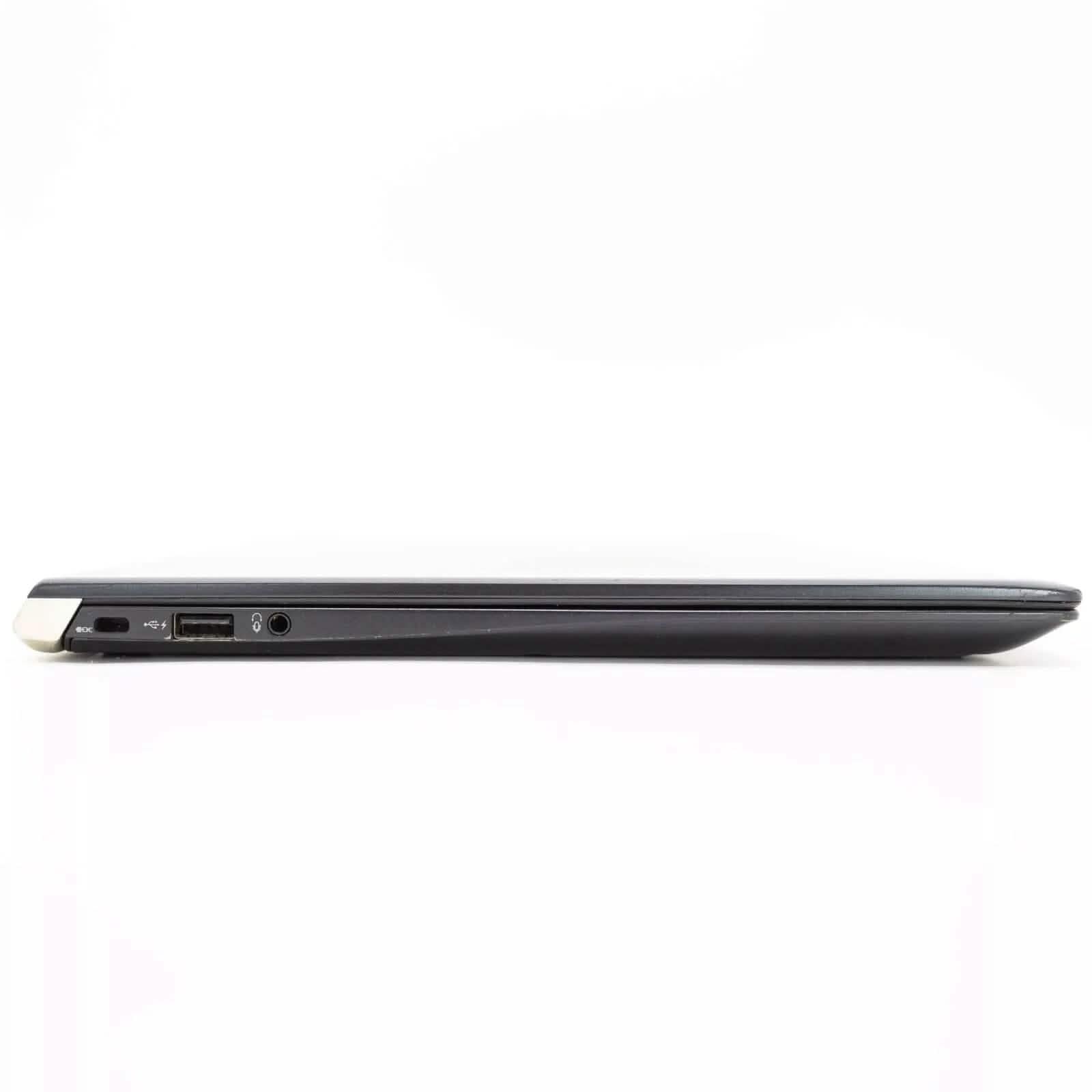 Toshiba Tecra X40-D i5 7° 14 " Windows 10 8GB RAM 256GB SSD Laptop (Refurbished)