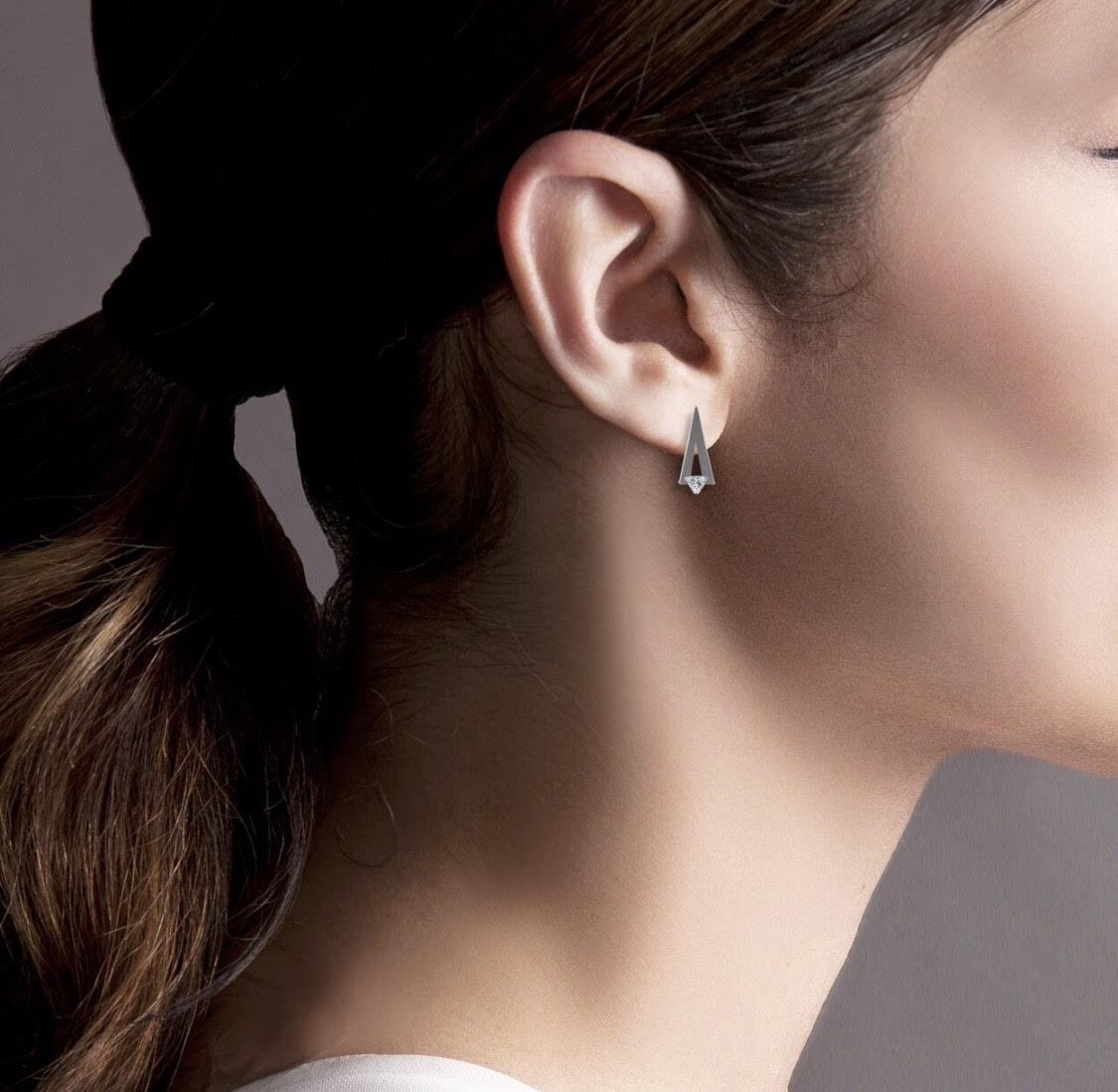ER123W B.Tiff Sago Earrings