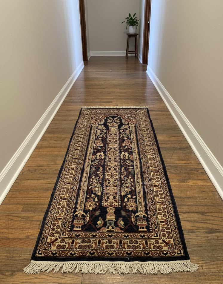Hand-Knotted Pakistani Wool Rug, Tribal/Floral Design, 2' 5" x 5' 8" (N) Double