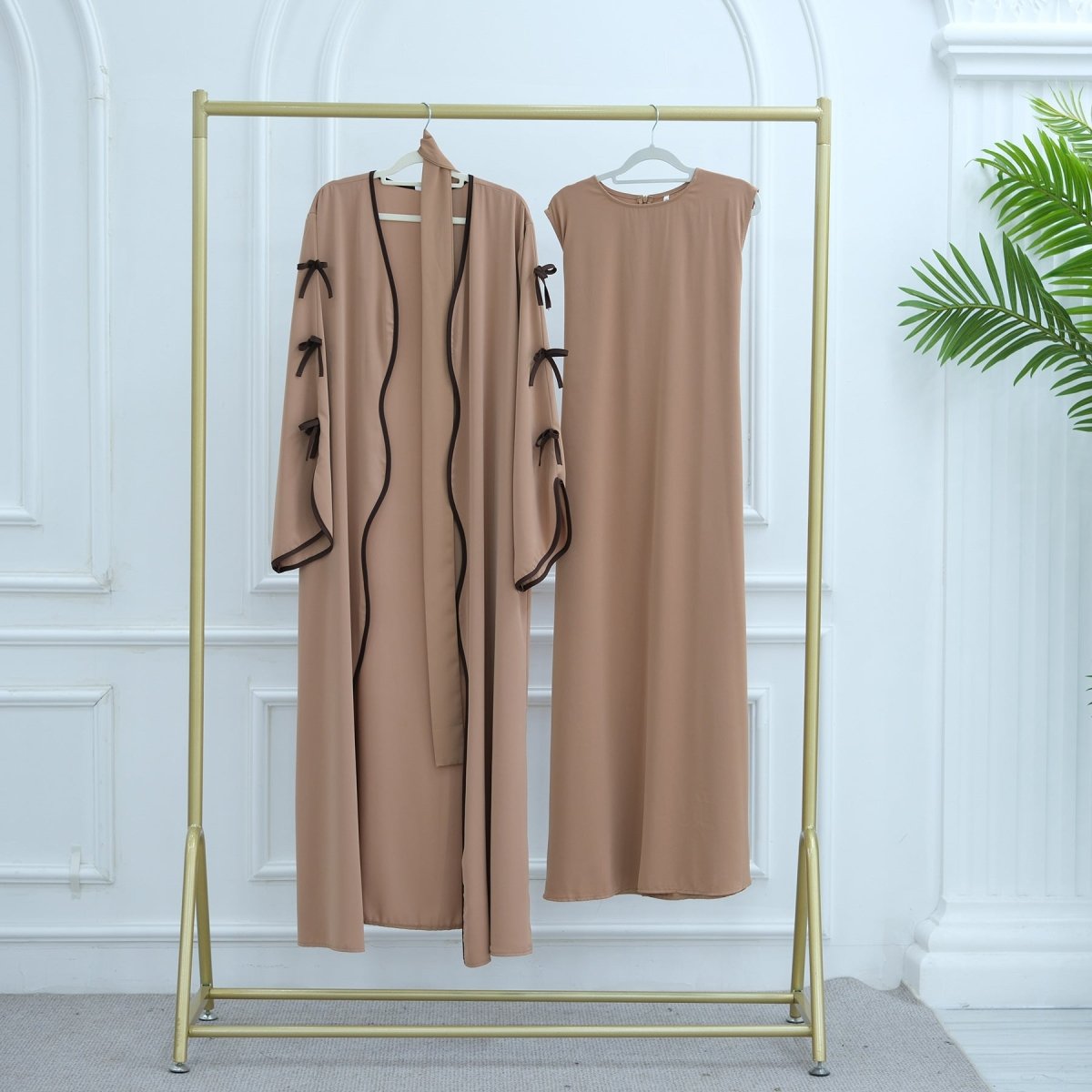 Wavy Edge Bow Embellished Open Abaya (MOA133)