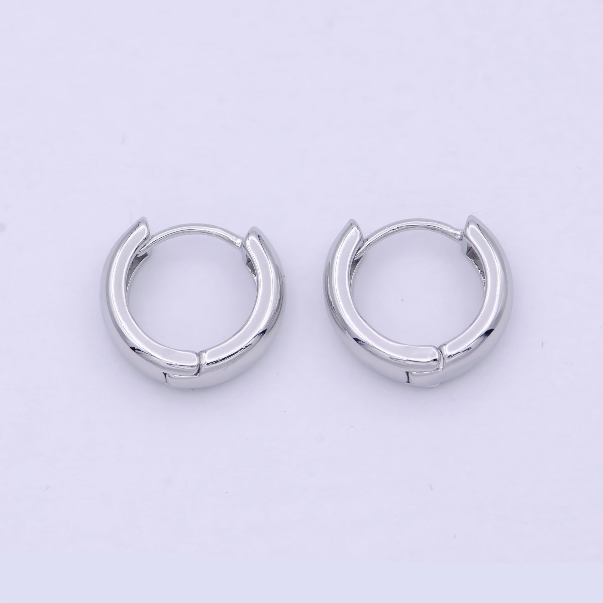 White Gold Filled 16mm Chunky Silver Huggie Hoop Earrings P-248