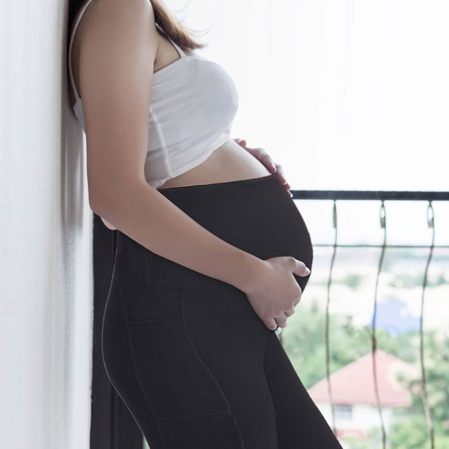 Women Maternity Seamless Shorts