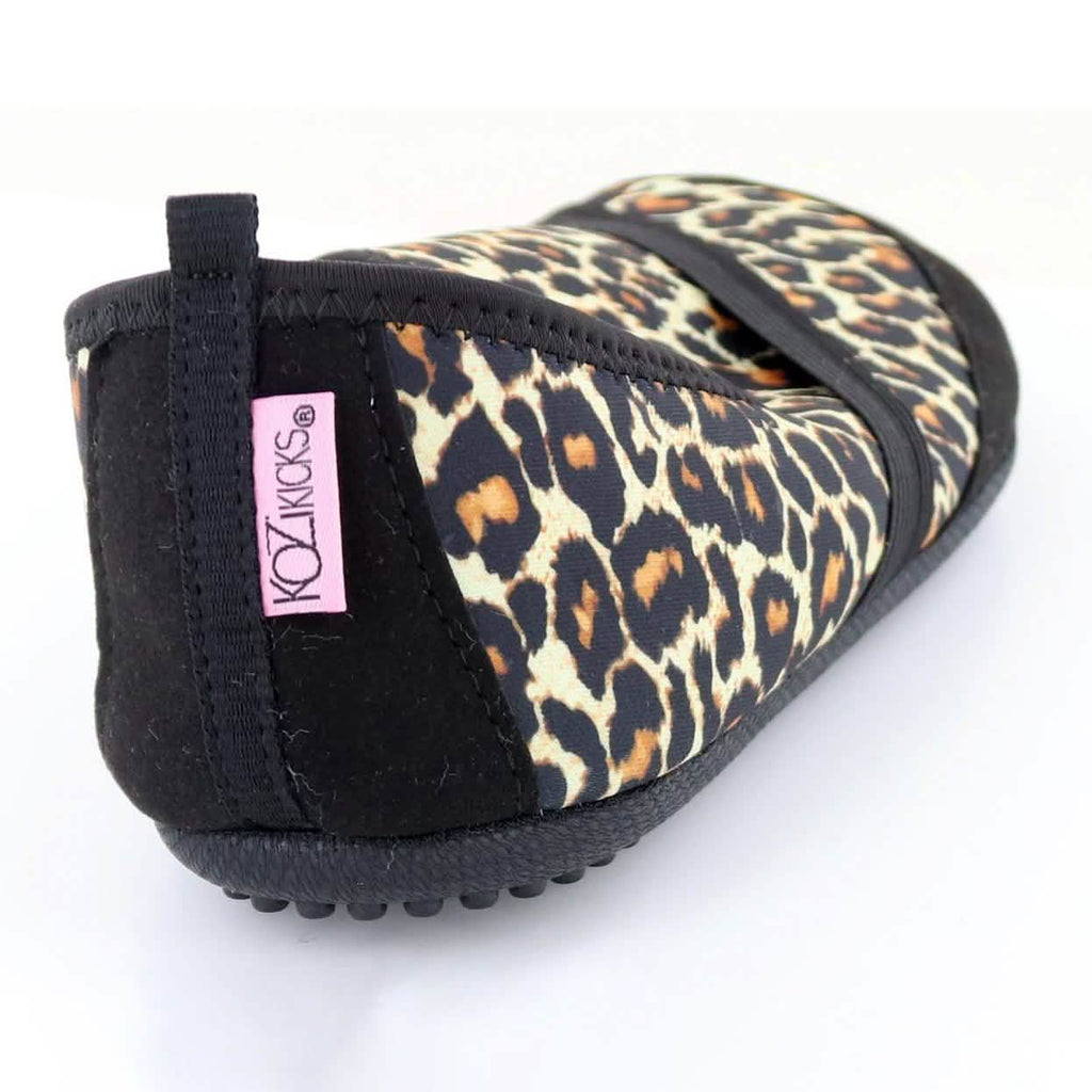 Chaussures KoziKicks Entièrement Doublées en Peluche pour Femmes, Idéales pour un Style de Vie Actif