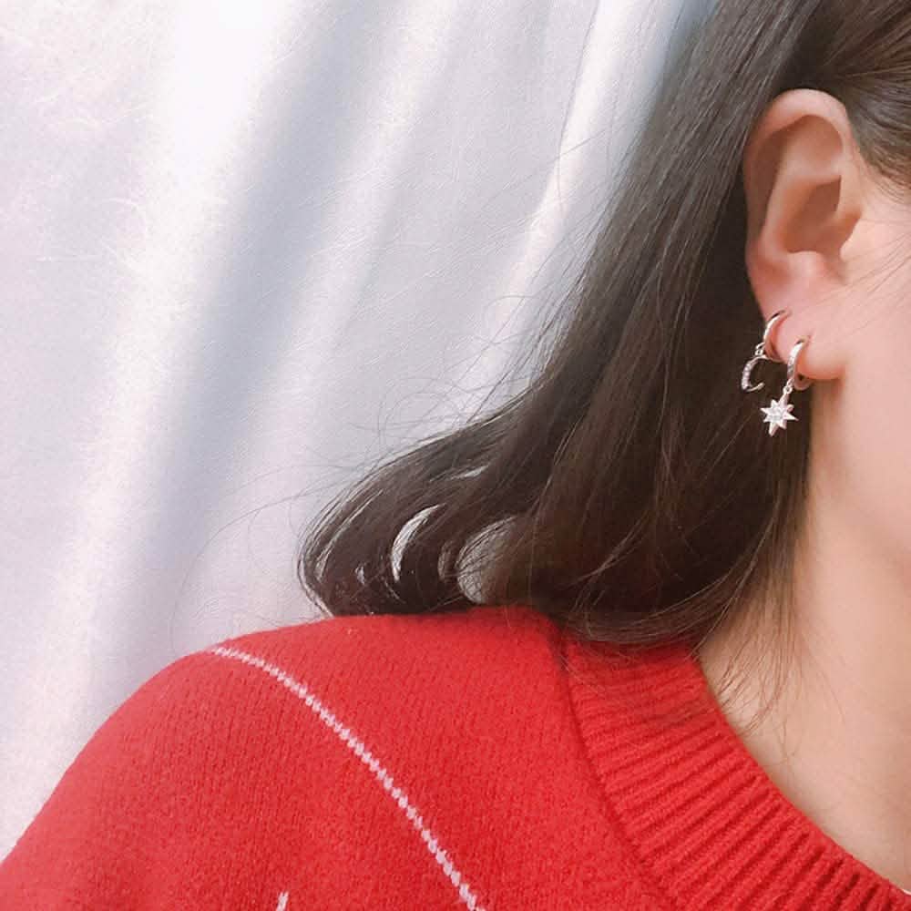 Boucles d'oreilles créoles Femme avec pendentifs Lune et Étoile